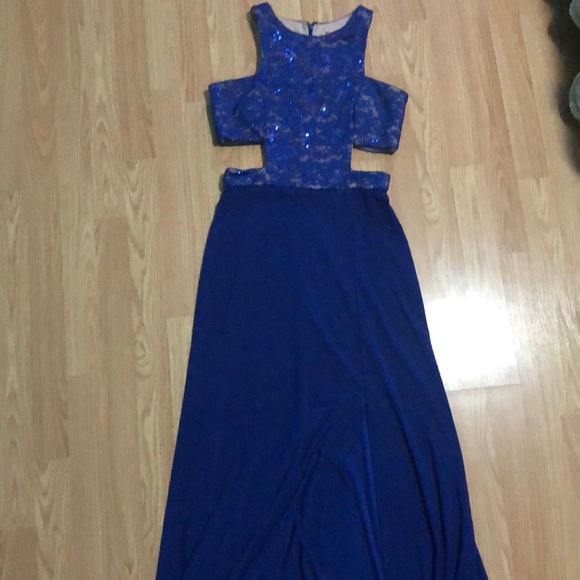 Royal Blue Prom/Hoco dress - Picture 6 of 6